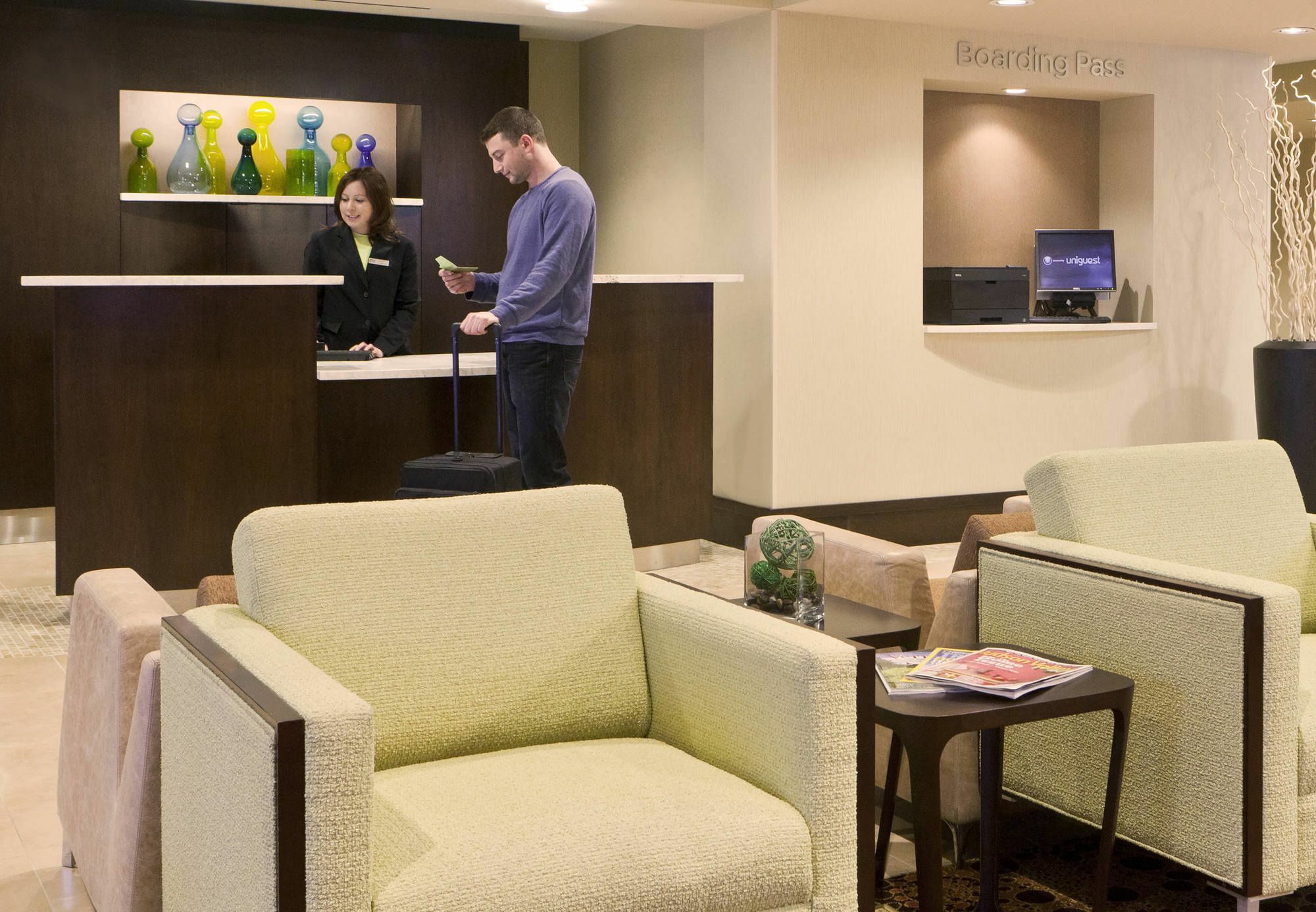 Отель Courtyard By Marriott Albany Thruway Экстерьер фото